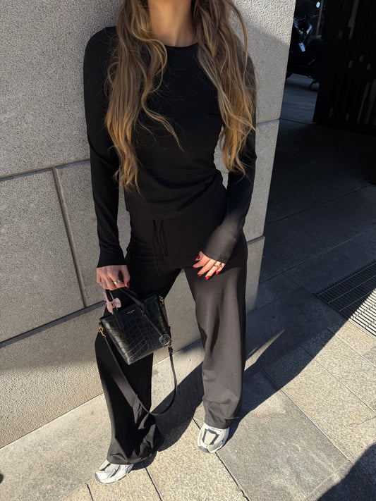 Maglia Black - Organic Basic