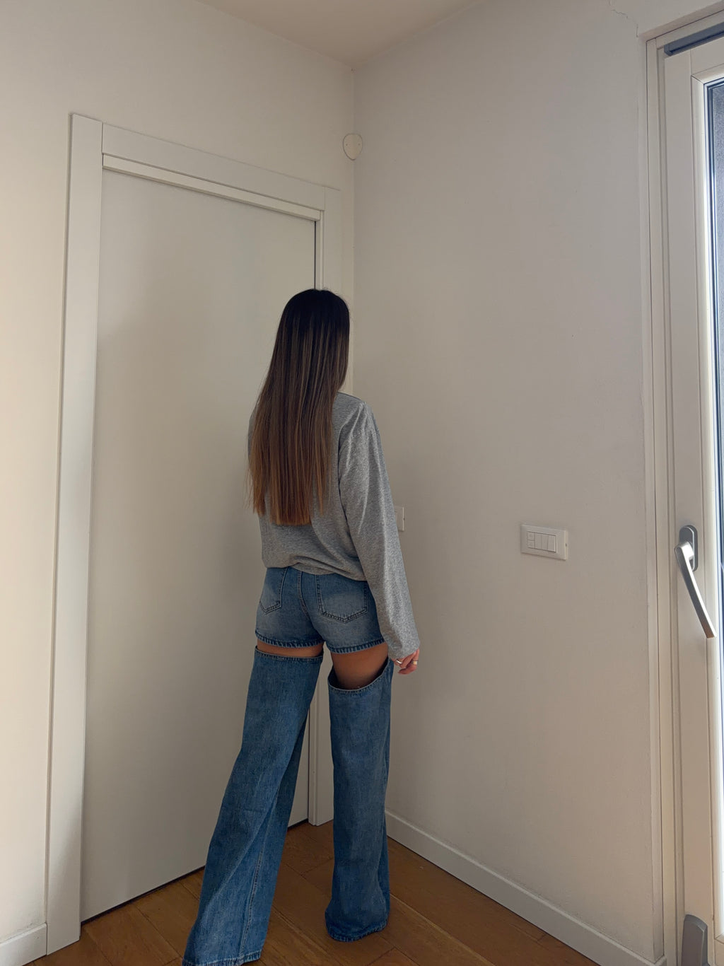 Jeans Cut-Out - Lavaggio Scuro