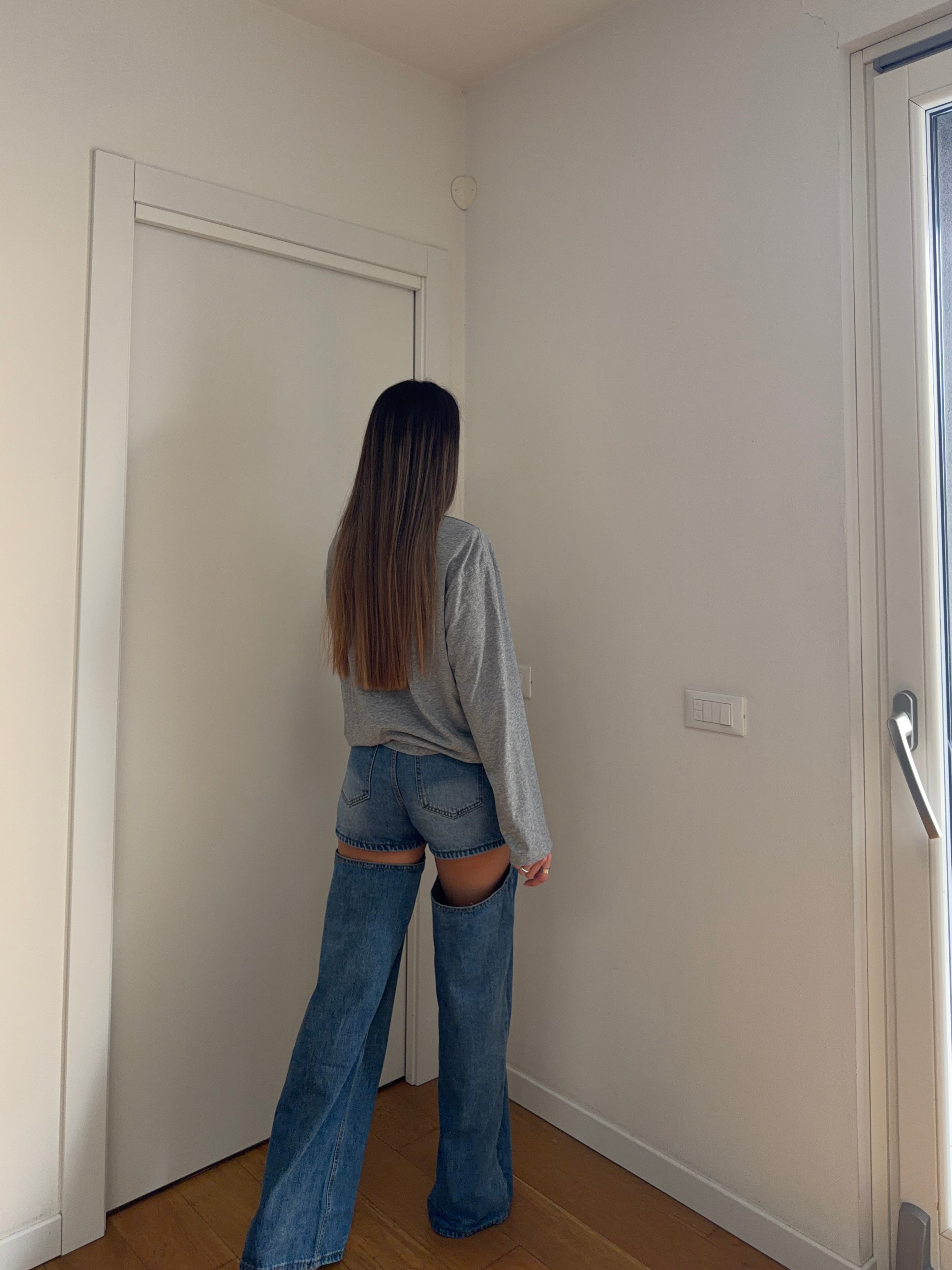 Jeans Cut-Out - Lavaggio Scuro