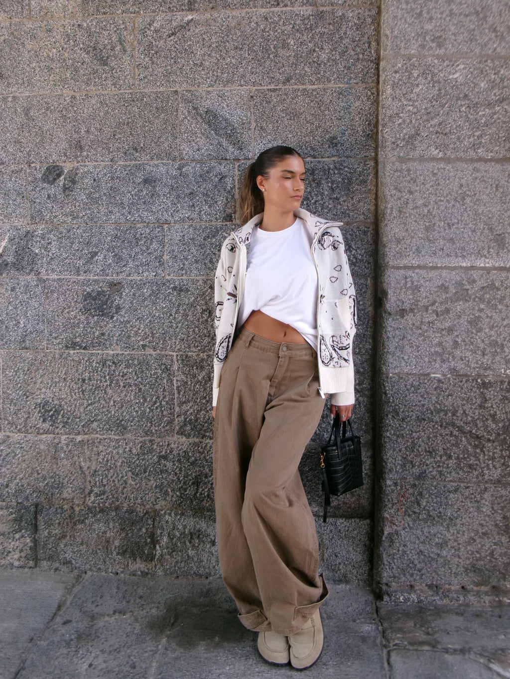 Cardigan Bandana - White