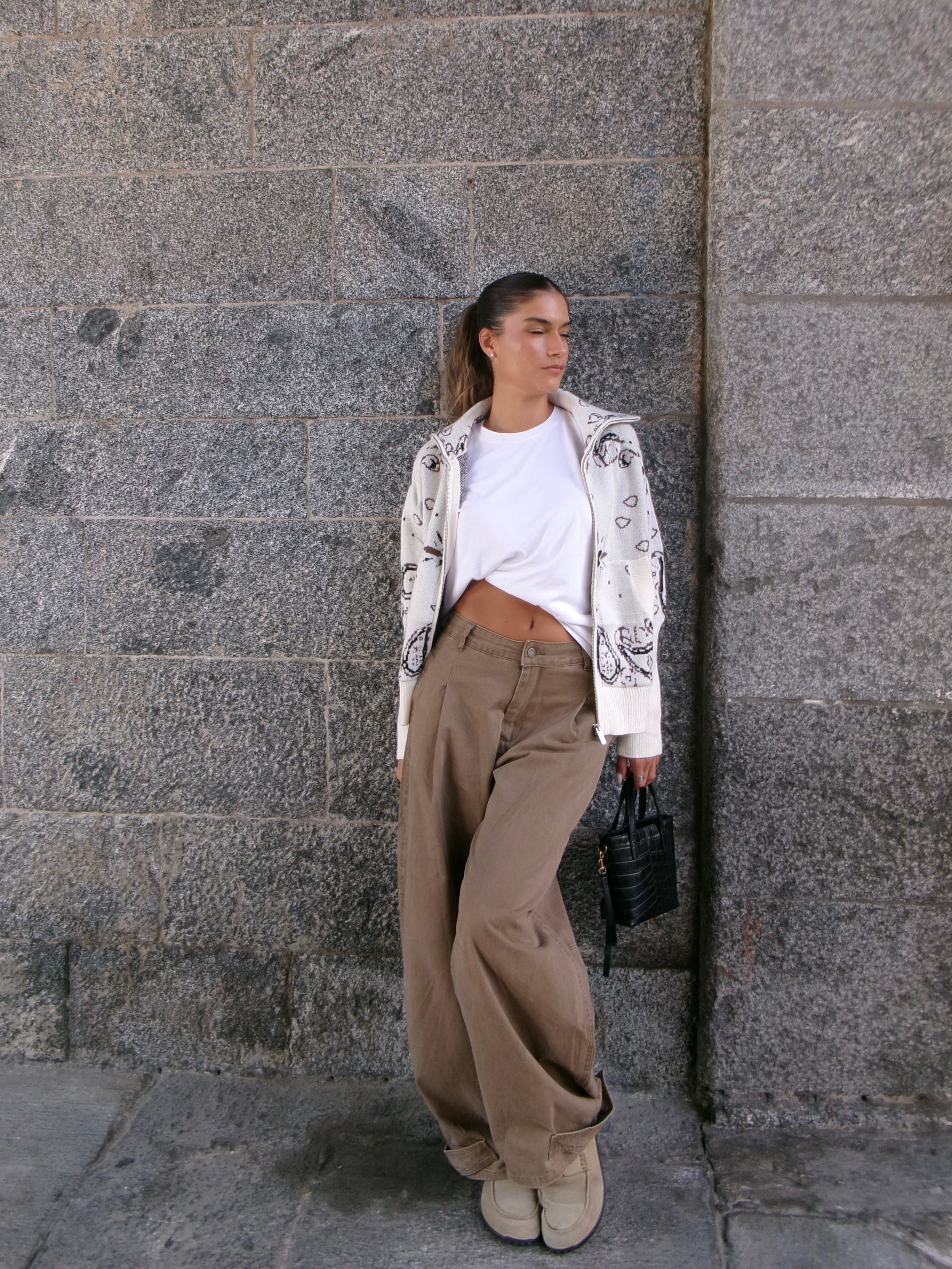 Cardigan Bandana - White